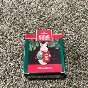 1990 vintage hallmark keepsake ornament “billboard bunny”